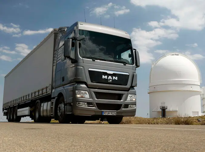 Two Men and a Truck Toronto